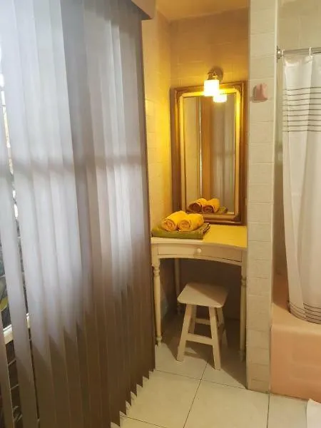 Hostal Zentrum Quito Hotel